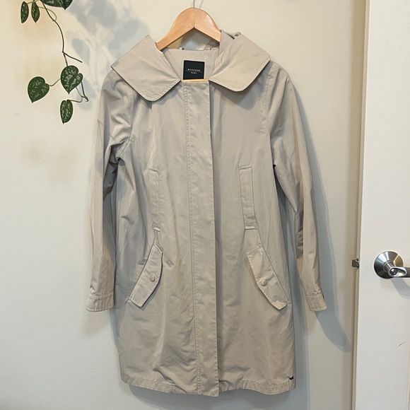 Weekend Max Mara Jackets & Blazers - Weekend Max Mara Beige Trench Coat